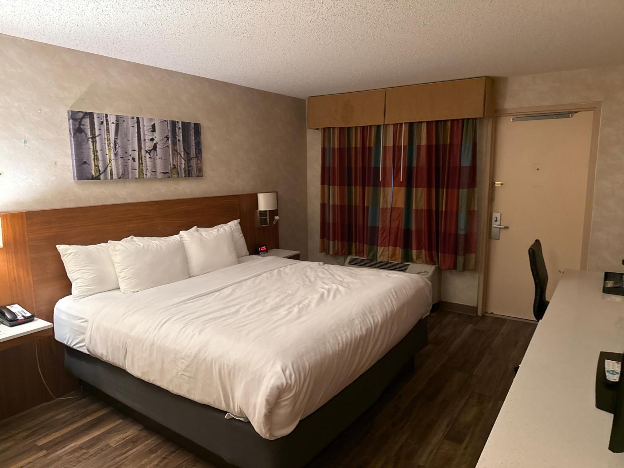 คลาเรียน โฮเทล แอนด์ คอนเฟอเรนซ์ เซนเตอร์ กรีลีย์ ดาวน์ทาวน์ Hotel ภายนอก รูปภาพ